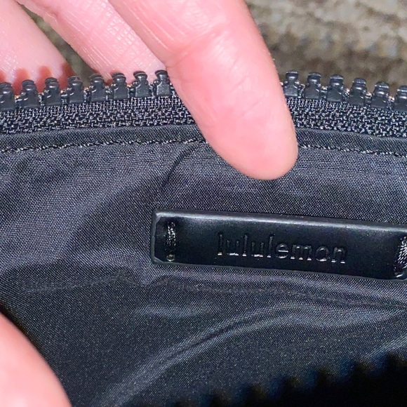Lululemon Wristlet - Picture 3 of 7